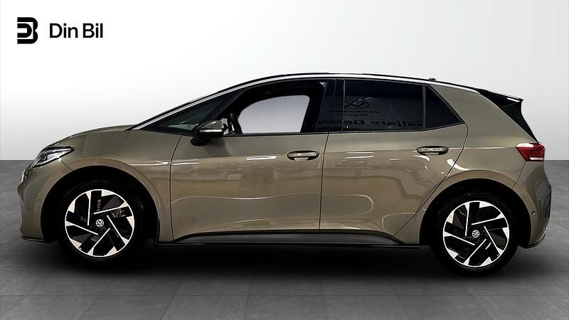Begagnad VW ID.3 Pro Performance 239 kW (326 HK) 2024 Grön Halvkombi