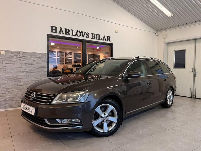 Brun Begagnad 2014 VW Passat GT Kombi | 125 000 kr (Lite dyr) - Bild 1/4