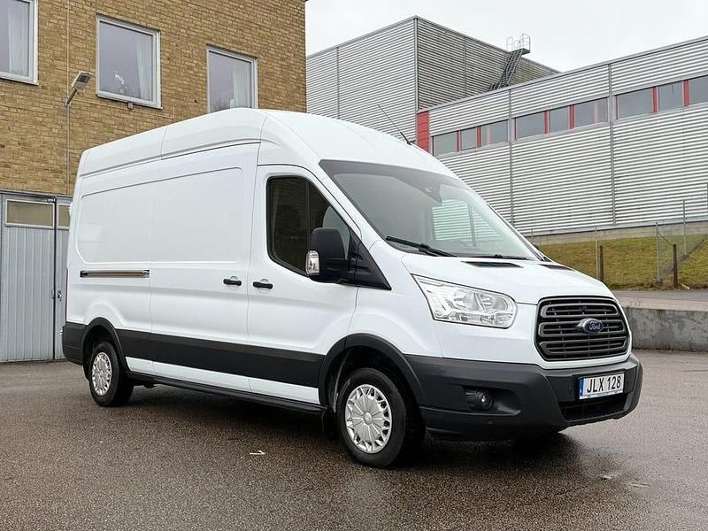 Begagnad Ford Transit 155 HK (114 kW) 2014 Vit Van