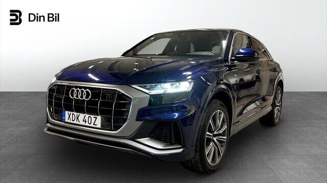 Navarrablå metallic Begagnad 2022 Audi Q8 S-Line SUV | 684 900 kr (Superpris) - Bild 1/4
