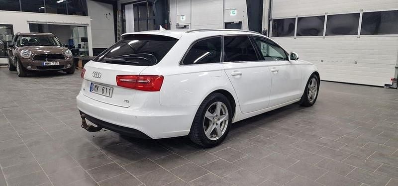 Begagnad Audi A6 Proline 177 HK (130 kW) 2014 Vit Kombi
