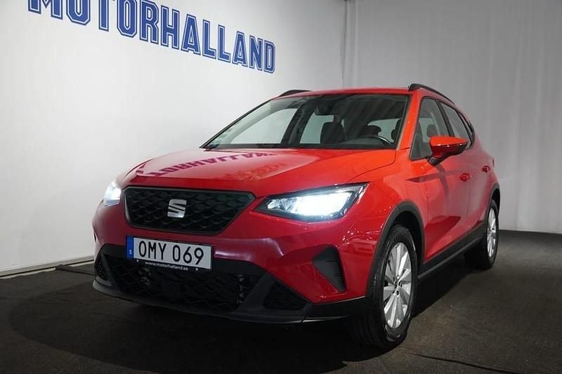 Begagnad Seat Arona Style 112 HK (82 kW) 2023 Röd SUV