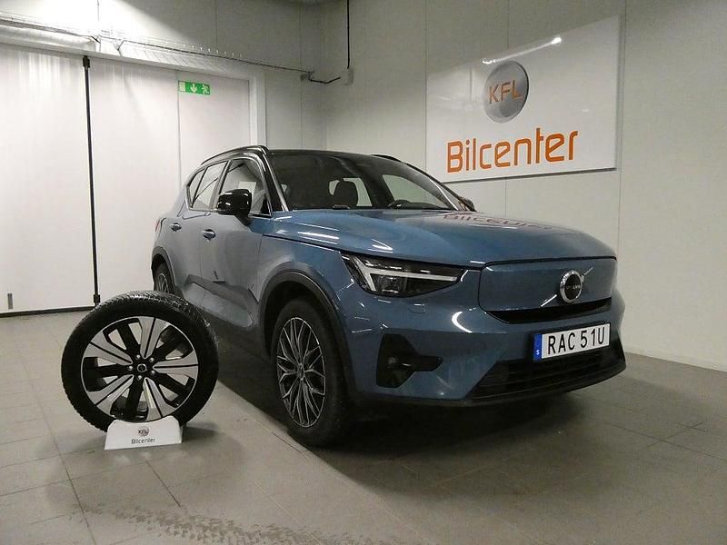 Blå Begagnad 2022 Volvo XC40 SUV | 359 900 kr - Bild 1/3