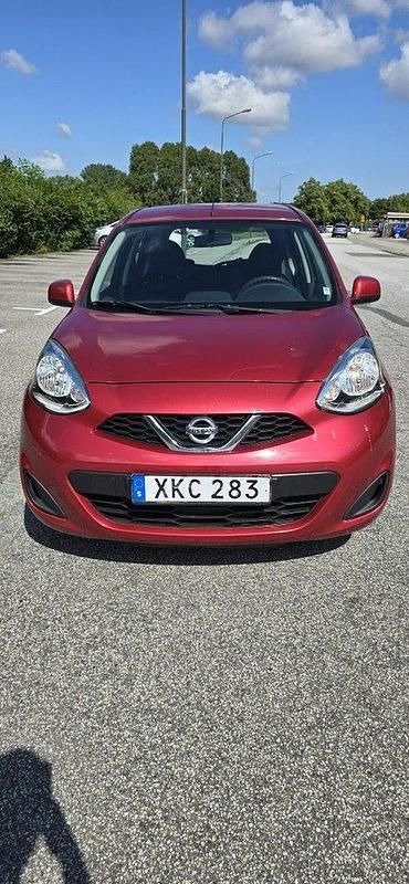 Röd Begagnad 2013 Nissan Micra Halvkombi | 40 000 kr (Superpris) - Bild 1/4