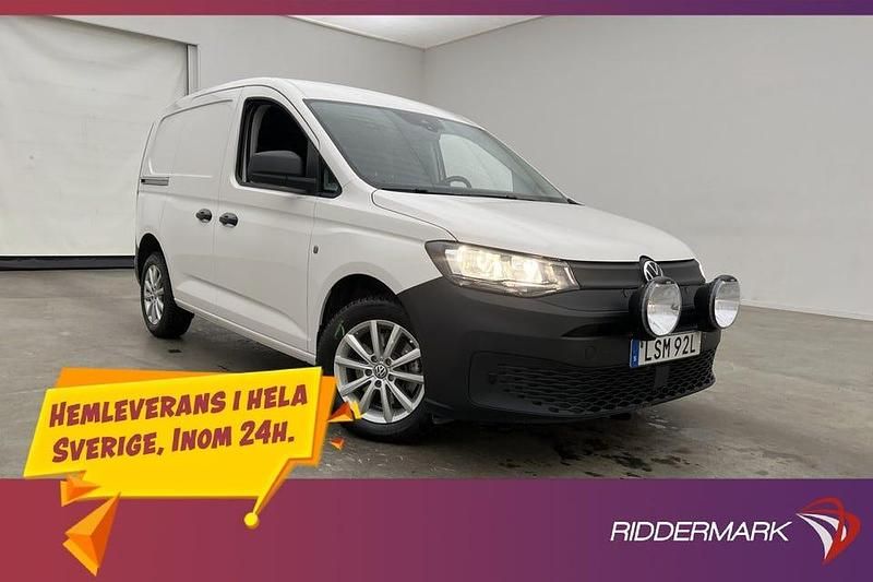 Vit Begagnad 2022 VW Caddy Minibuss | 279 800 kr (Marknadspris) - Bild 1/3