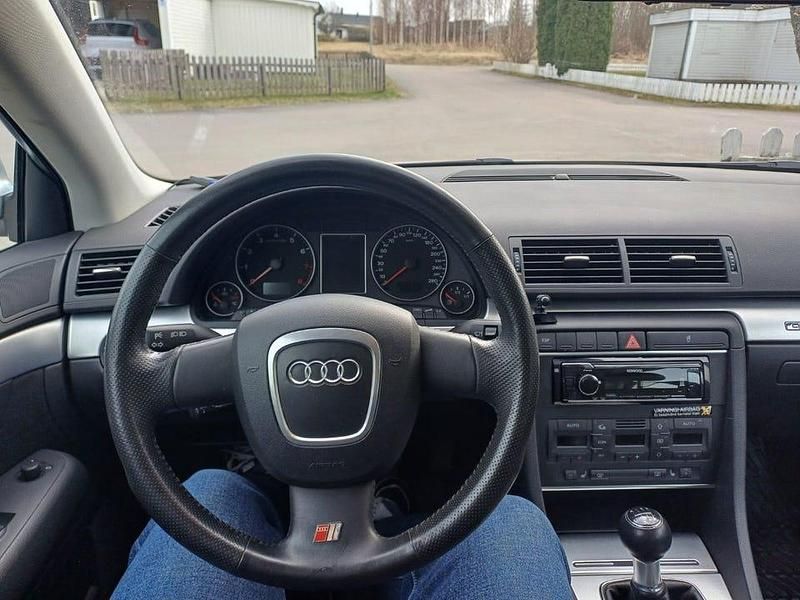 Begagnad Audi A4 200 HK (147 kW) 2005