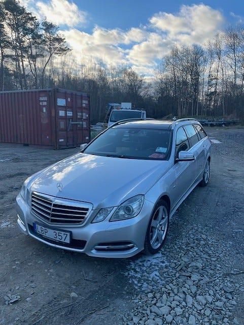 Begagnad 2011 Mercedes E350 Kombi | 92 000 kr (Marknadspris) - Bild 1/4