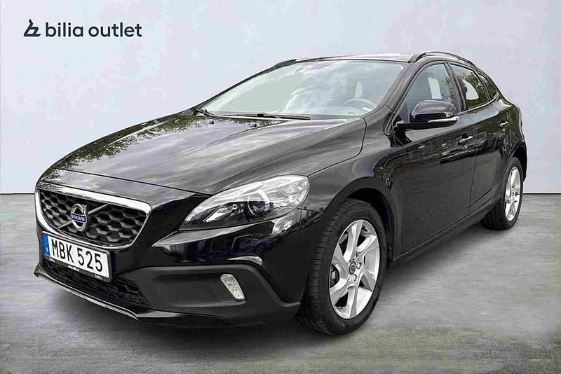 Svart Begagnad 2016 Volvo V40 CC Kombi | 169 900 kr (Marknadspris) - Bild 1/1