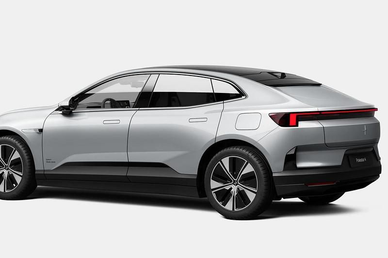 Begagnad Polestar 4 Long Range Single Motor 200 kW (272 HK) 2024 Silver SUV
