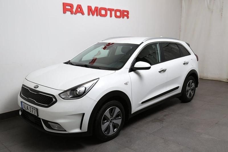 Begagnad Kia Niro Advance 141 HK (103 kW) 2018 Vit SUV