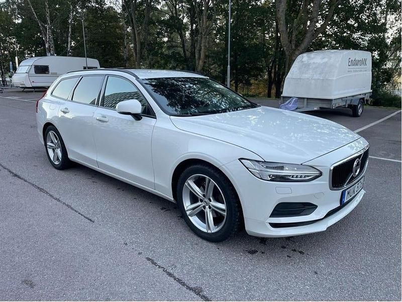 Begagnad 2018 Volvo V90 Kinetic Kombi | 219 000 kr (Bra pris) - Bild 1/4