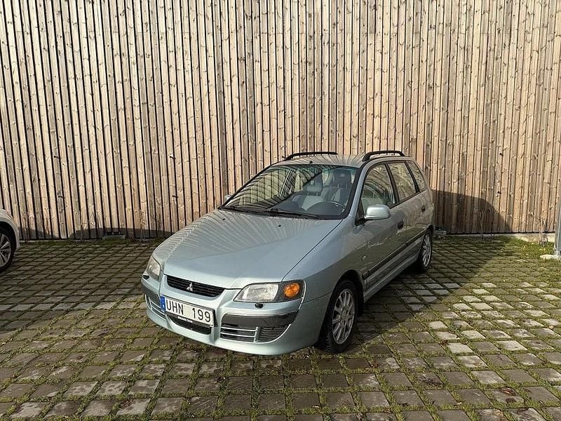Silver Begagnad 2003 Mitsubishi Space Star Halvkombi | 17 900 kr (Marknadspris) - Bild 1/4