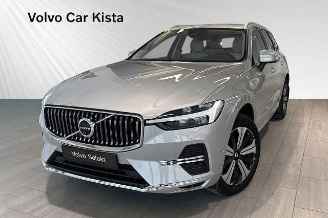 Begagnad Volvo XC60 Plus 355 HK (261 kW) 2022 Silver SUV