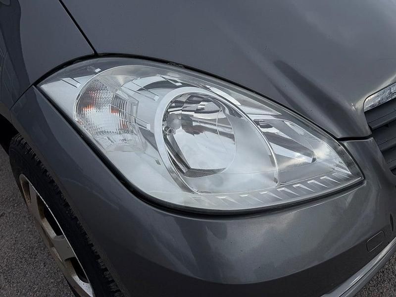 Begagnad Mercedes A160 Classic 95 HK (69 kW) 2009 Silver Halvkombi