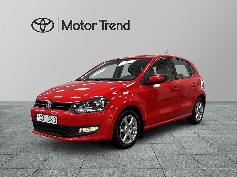 Röd Begagnad 2012 VW Polo Halvkombi | 59 000 kr (Marknadspris) - Bild 1/4