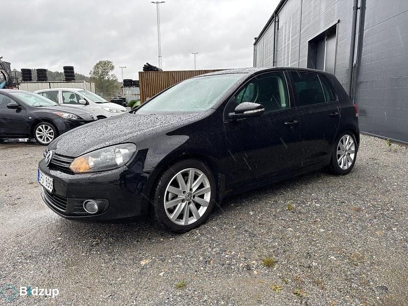 Begagnad VW Golf VI 160 HK (117 kW) 2010 Svart Halvkombi