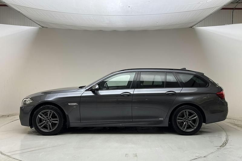 Begagnad BMW 530 M Sport 258 HK (189 kW) 2016 Grå Kombi