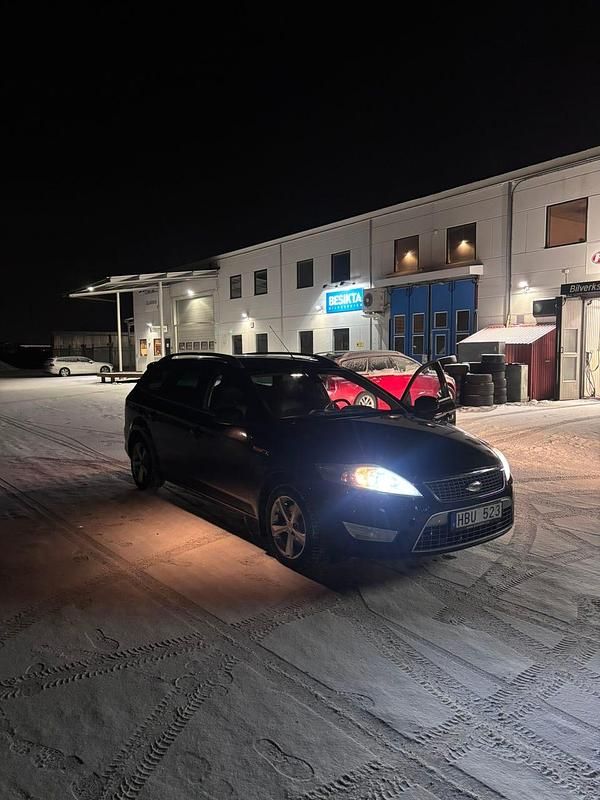 Begagnad Ford Mondeo 145 HK (106 kW) 2008 Kombi