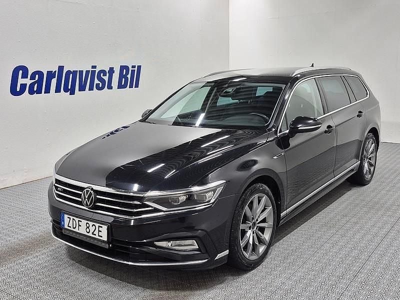 Begagnad VW Passat R-line 200 HK (147 kW) 2022 Svart (svart metallic) Kombi