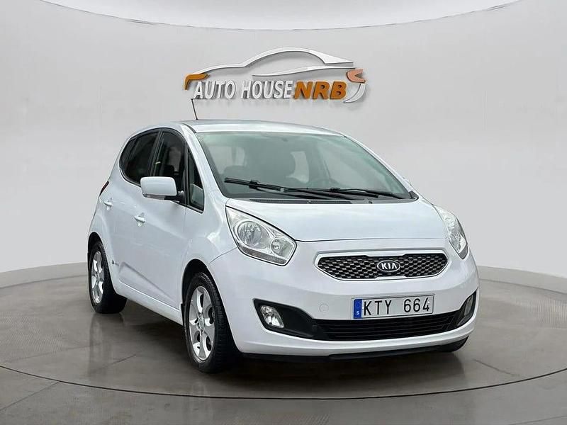 Begagnad Kia Venga Comfort 90 HK (66 kW) 2010 Vit Halvkombi