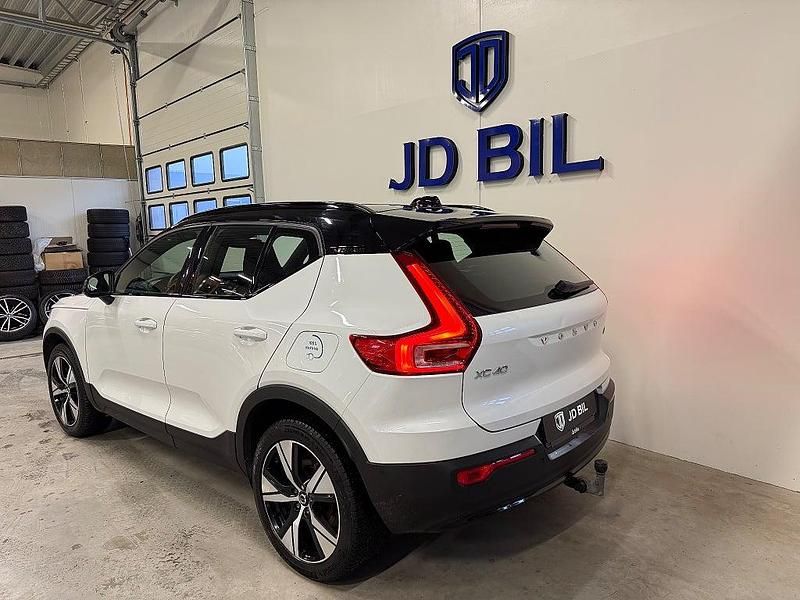 Begagnad Volvo XC40 Ultimate 185 kW (252 HK) 2022 Vit SUV