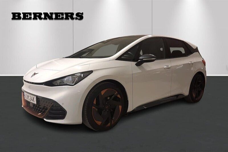 Vit Begagnad 2022 Cupra Born Halvkombi | 259 900 kr (Marknadspris) - Bild 1/4