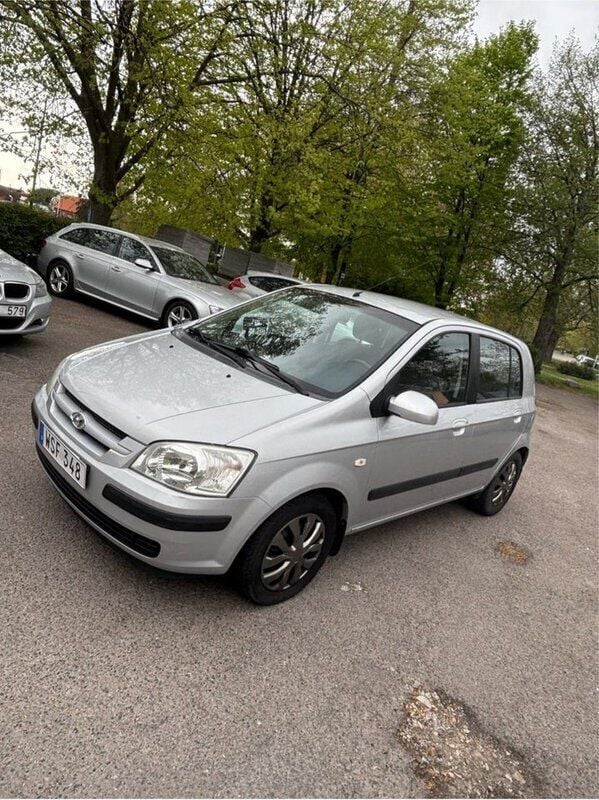 Silver Begagnad 2005 Hyundai Getz Halvkombi | 20 900 kr (Marknadspris) - Bild 1/4
