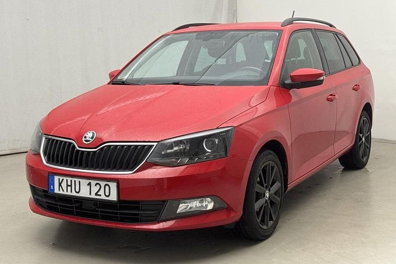 Röd Begagnad 2017 Skoda Fabia Style Kombi | 99 900 kr (Marknadspris) - Bild 1/4