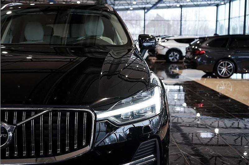 Begagnad Volvo XC60 Ultimate 456 HK (335 kW) 2023 Svart SUV