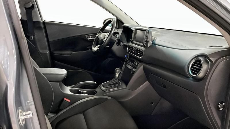 Begagnad Hyundai Kona Trend 177 HK (130 kW) 2020 Grå SUV