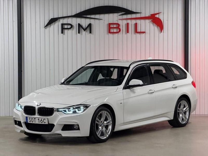 Begagnad BMW 320 M Sport 184 HK (135 kW) 2019 Vit Kombi