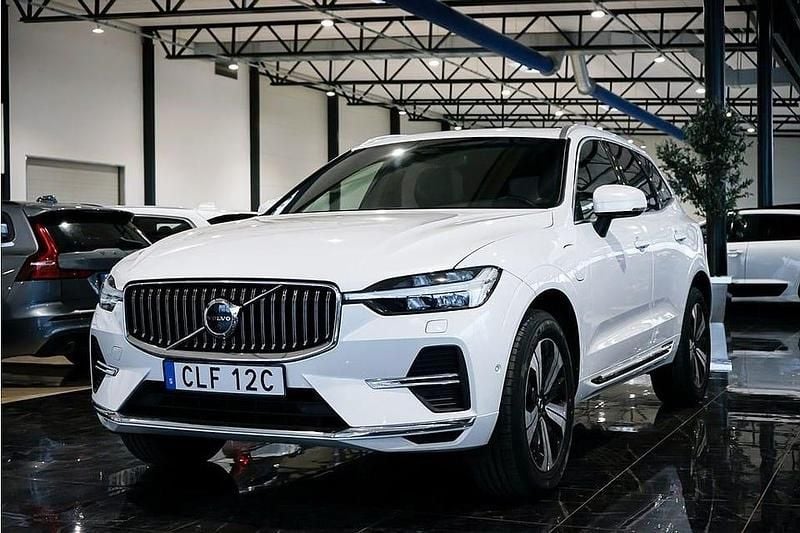 Begagnad Volvo XC60 350 HK (257 kW) 2022 Vit SUV