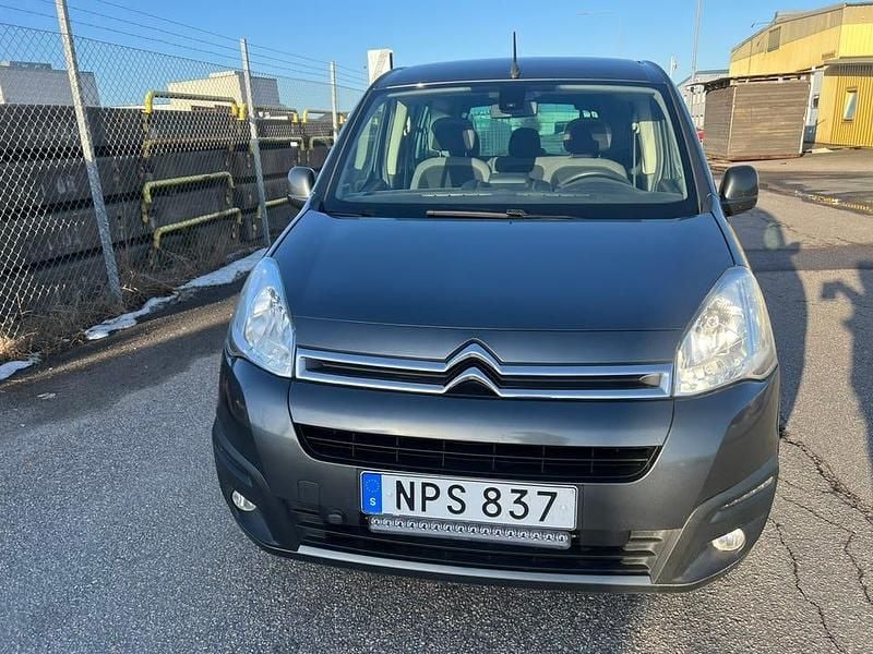 Begagnad Citroën Berlingo 99 HK (72 kW) 2016 Minibuss