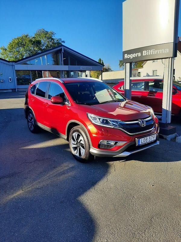 Begagnad Honda CR-V Lifestyle 160 HK (117 kW) 2015 Röd SUV