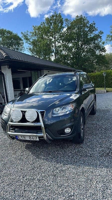 Grå Begagnad 2012 Hyundai Santa Fe SUV | 80 000 kr (Bra pris) - Bild 1/4