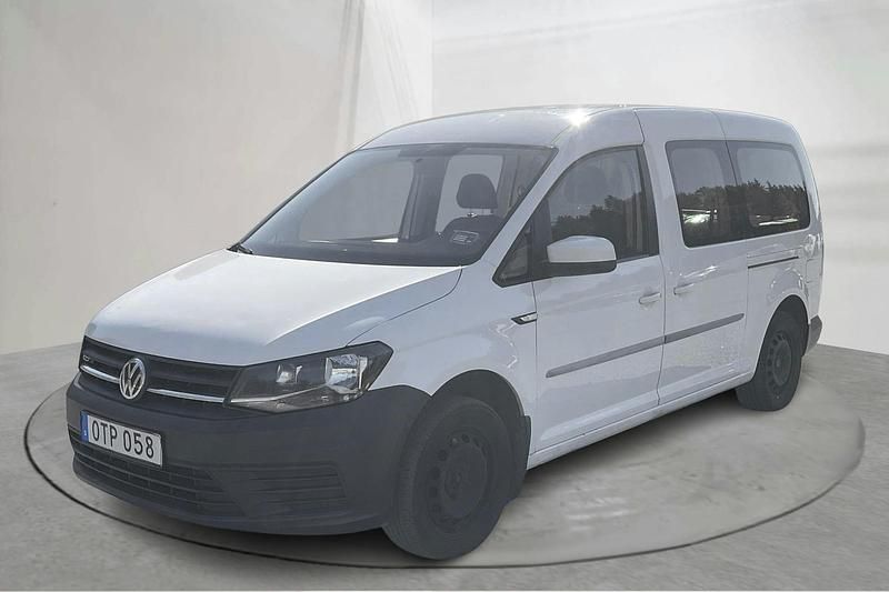 Vit Begagnad 2017 VW Caddy Minibuss | 109 000 kr - Bild 1/4