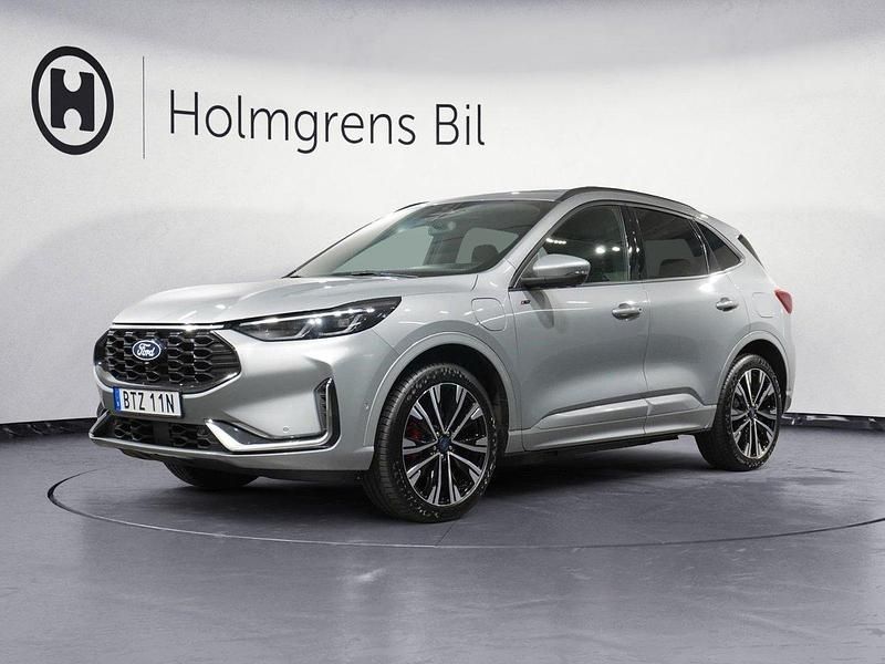 Grå Begagnad 2024 Ford Kuga ST-Line X SUV | 487 800 kr - Bild 1/4