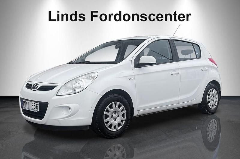 Vit Begagnad 2011 Hyundai i20 Select | 37 000 kr (Bra pris) - Bild 1/4