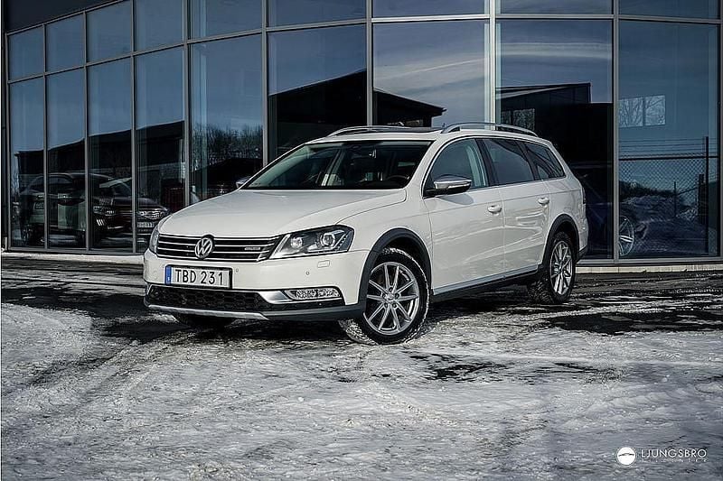 Begagnad VW Passat Alltrack 177 HK (130 kW) 2014 Vit Kombi