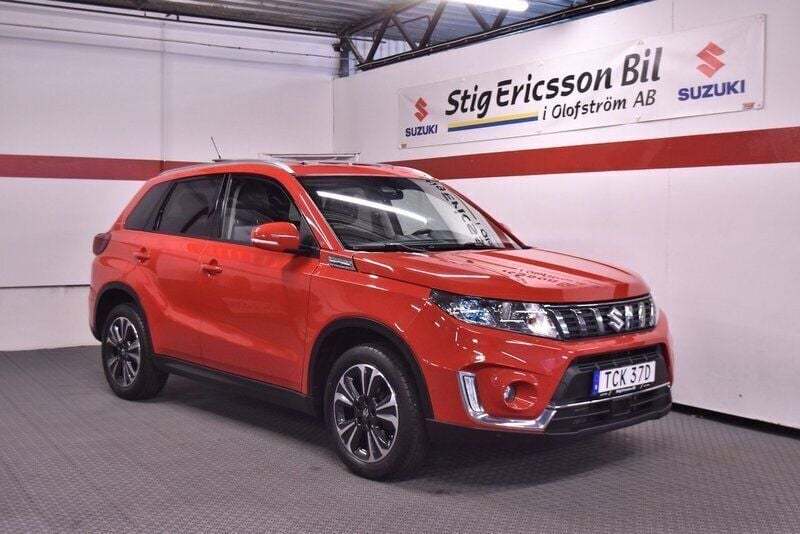 Röd Begagnad 2019 Suzuki Vitara SUV | 219 500 kr (Marknadspris) - Bild 1/4