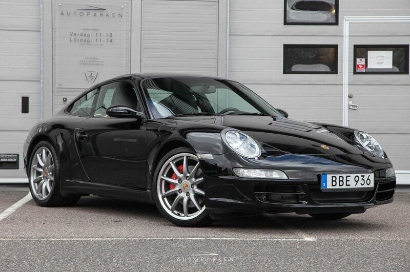Svart Begagnad 2008 Porsche 911 Carrera S Sportkupé | 689 000 kr - Bild 1/4