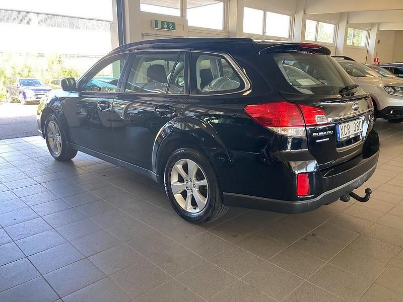 Begagnad Subaru Outback 150 HK (110 kW) 2013 Svart SUV