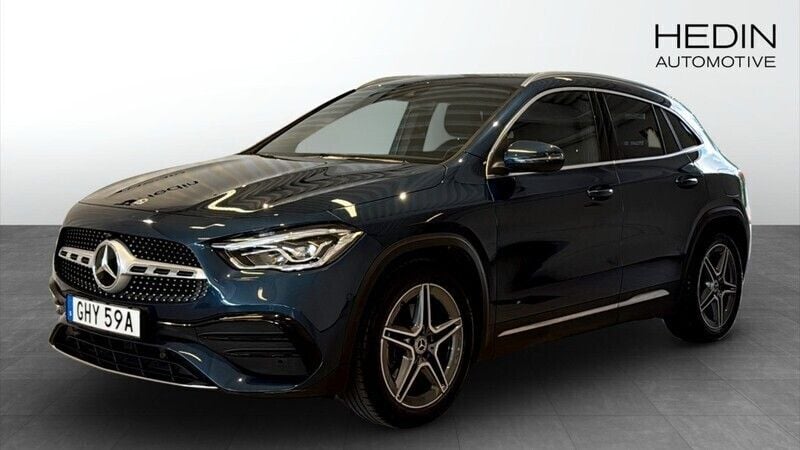 Begagnad 2022 Mercedes GLA200 AMG line SUV | 359 000 kr (Marknadspris) - Bild 1/4