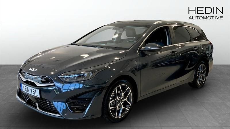 Grå (grey) Begagnad 2023 Kia Ceed Sportswagon Advance Kombi | 299 900 kr (Dyr) - Bild 1/4