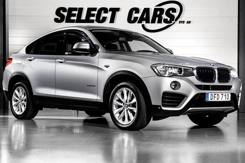 Silver (glasiär silver metallic) Begagnad 2014 BMW X4 Shadowline SUV | 189 900 kr (Marknadspris) - Bild 1/4