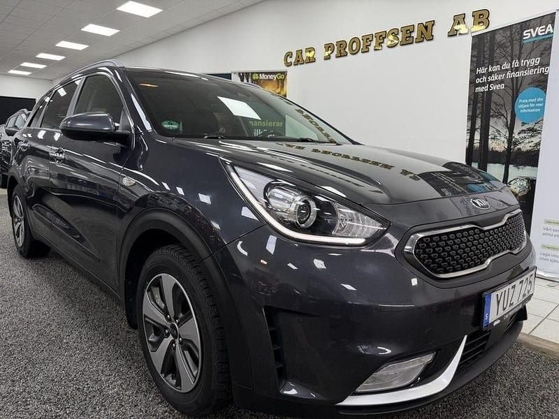 Begagnad Kia Niro Advance 141 HK (103 kW) 2018 Grå SUV