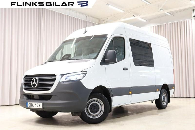 Vit Begagnad 2025 Mercedes Sprinter Van | 679 900 kr - Bild 1/4