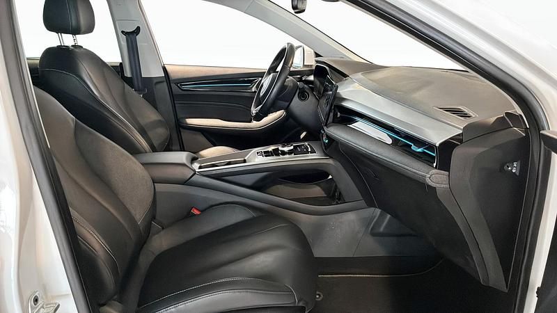 Begagnad MG MG5 EV 114 kW (156 HK) 2022 Vit Kombi