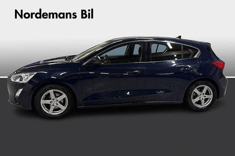 Begagnad Ford Focus 125 HK (91 kW) 2019 Blå Halvkombi