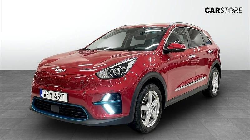 Röd Begagnad 2022 Kia e-Niro Advance SUV | 259 900 kr (Bra pris) - Bild 1/4